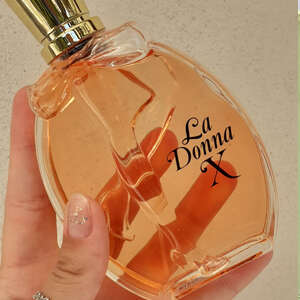 Donnela - La Donna X-Неустоим аромат за стилни дами | dokishop.bg